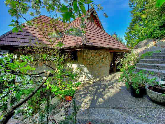 玻璃栏杆阳台海景